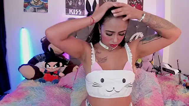 lunabritton1 online show from December 2025 04:19:01 AM