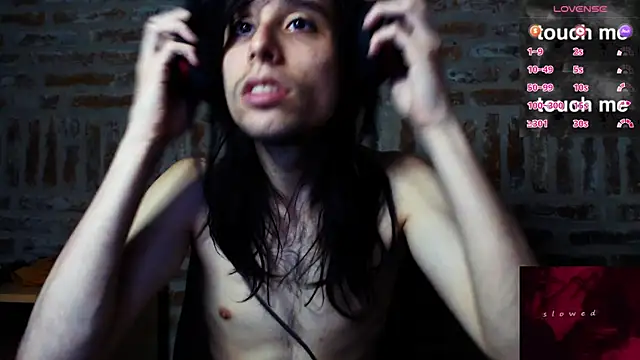 Snapshot of CaramelToy chatting on January 2026 06:02:02 PM CaramelToy online show from January 2026 06:02:02 PM