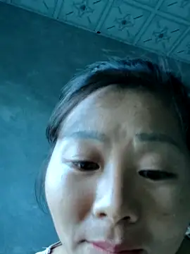 Snapshot of vangkt-cute chatting on November 2025 02:10:02 AM vangkt-cute online show from November 2025 02:10:02 AM