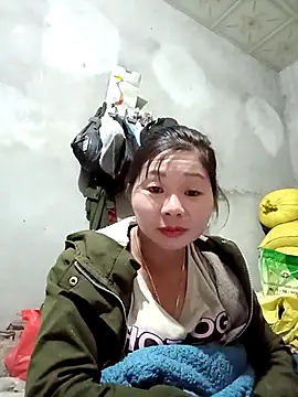 Snapshot of vangkt-cute chatting on November 2025 12:11:02 AM vangkt-cute online show from November 2025 12:11:02 AM