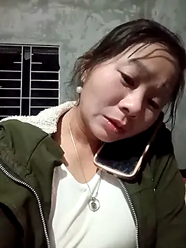 Snapshot of vangkt-cute chatting on November 2025 02:32:02 PM vangkt-cute online show from November 2025 02:32:02 PM