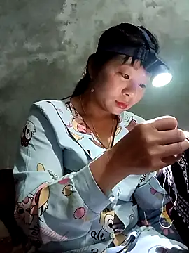 Snapshot of vangkt-cute chatting on March 2026 06:37:02 PM vangkt-cute online show from March 2026 06:37:02 PM