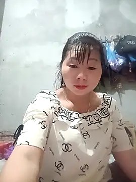 Snapshot of vangkt-cute chatting on March 2026 07:41:02 PM vangkt-cute online show from March 2026 07:41:02 PM