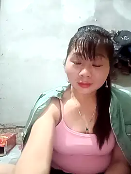 Snapshot of vangkt-cute chatting on April 2026 06:27:02 PM vangkt-cute online show from April 2026 06:27:02 PM