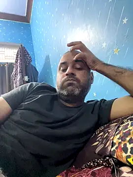 arjunforyou4 online show from November 2025 11:32:02 AM