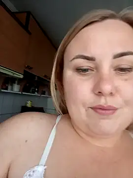 Moumy girl online show from November 2025 10:43:02 AM