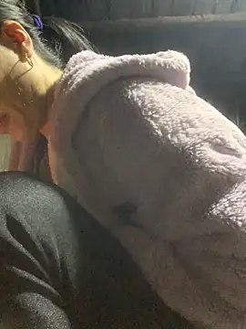 Snapshot of phuong_cute chatting on November 2025 12:54:01 AM phuong cute online show from November 2025 12:54:01 AM