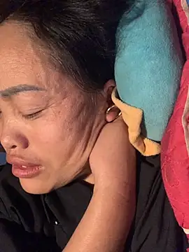 Snapshot of phuong_cute chatting on November 2025 01:16:02 AM phuong cute online show from November 2025 01:16:02 AM