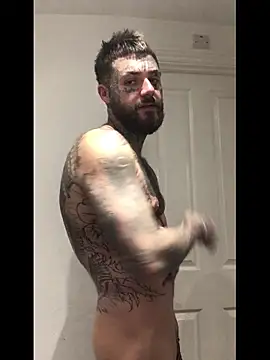 Snapshot of magicmichaell chatting on December 2025 08:47:01 PM magicmichaell online show from December 2025 08:47:01 PM