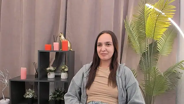 Snapshot of MishaHolme chatting on November 2025 09:39:01 AM MishaHolme online show from November 2025 09:39:01 AM