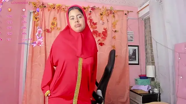 NaylaAbadi online show from January 2026 01:59:02 PM