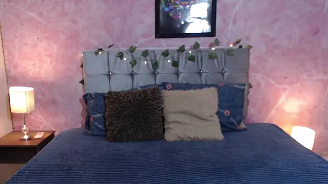 DUVAN MONTES online show from November 2025 01:10:01 PM