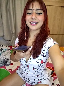 Snapshot of Sarah_Lark- chatting on November 2025 01:15:01 AM Sarah Lark- online show from November 2025 01:15:01 AM