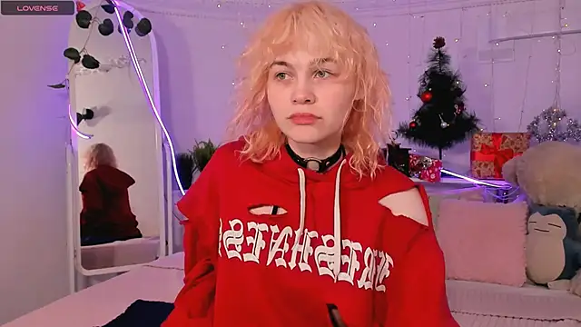 Awawrin online show from December 2025 09:30:01 PM