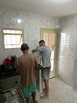 Lucasjandre online show from April 2026 01:41:01 PM