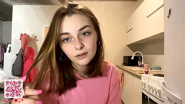 GeralynChiszar online show from November 2025 08:21:02 PM