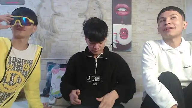 axel milo kairo and noa online show from January 2026 10:20:01 AM