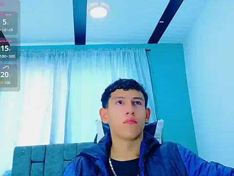 Snapshot of FelipeGonzalezz chatting on December 2025 01:08:01 PM FelipeGonzalezz online show from December 2025 01:08:01 PM