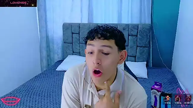 Snapshot of FelipeGonzalezz chatting on January 2026 12:29:02 PM FelipeGonzalezz online show from January 2026 12:29:02 PM