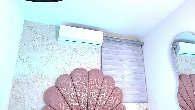 Snapshot of mia_fontana_ chatting on November 2025 11:53:01 AM mia fontana online show from November 2025 11:53:01 AM