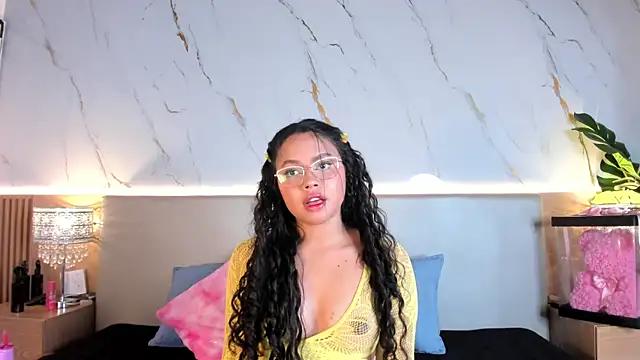Snapshot of april_grey11 chatting on May 2026 08:16:02 PM april grey11 online show from May 2026 08:16:02 PM