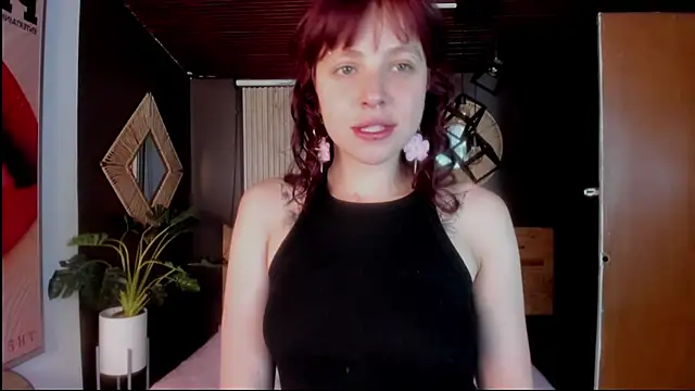 Velvet Dreamss online show from February 2026 11:33:01 AM