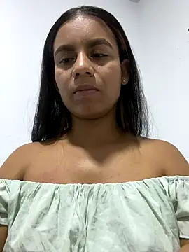 Snapshot of lineichun1708 chatting on November 2025 02:22:02 AM lineichun1708 online show from November 2025 02:22:02 AM