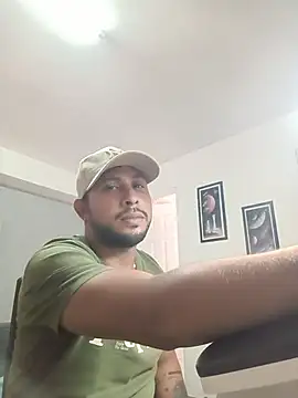 MAX Jhonnson online show from January 2026 07:15:02 PM