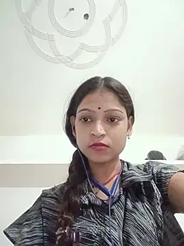Snapshot of Mohnicute chatting on June 2026 06:50:01 PM Mohnicute online show from June 2026 06:50:01 PM
