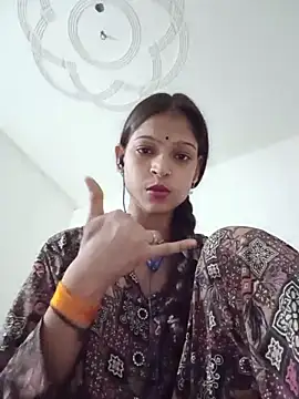 Snapshot of Mohnicute chatting on June 2026 06:21:02 PM Mohnicute online show from June 2026 06:21:02 PM