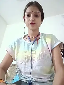 Snapshot of Mohnicute chatting on June 2026 06:31:01 PM Mohnicute online show from June 2026 06:31:01 PM