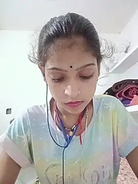 Snapshot of Mohnicute chatting on July 2026 06:14:01 PM Mohnicute online show from July 2026 06:14:01 PM