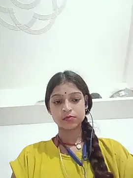 Snapshot of Mohnicute chatting on July 2026 05:17:02 PM Mohnicute online show from July 2026 05:17:02 PM