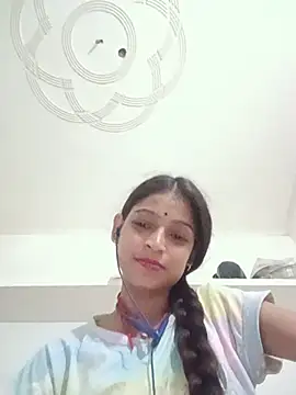Snapshot of Mohnicute chatting on July 2026 06:21:01 PM Mohnicute online show from July 2026 06:21:01 PM