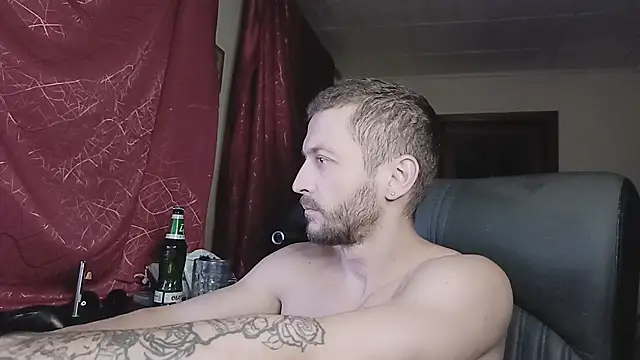 333Alone in theDark777 online show from November 2025 04:40:01 PM