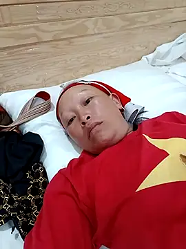 girl-hot2x online show from April 2026 01:33:02 PM