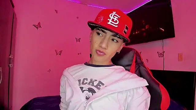 ThiagoDV online show from November 2025 11:42:01 AM