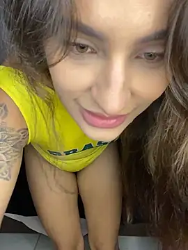 Snapshot of engelintense chatting on May 2026 11:35:02 PM engelintense online show from May 2026 11:35:02 PM