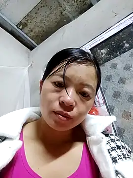 Snapshot of may-man chatting on November 2025 10:19:02 PM may-man online show from November 2025 10:19:02 PM