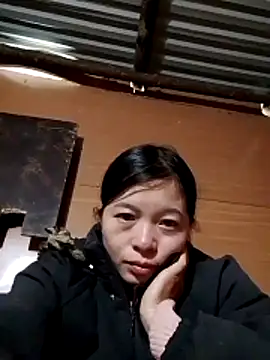 Snapshot of may-man chatting on November 2025 05:18:02 AM may-man online show from November 2025 05:18:02 AM