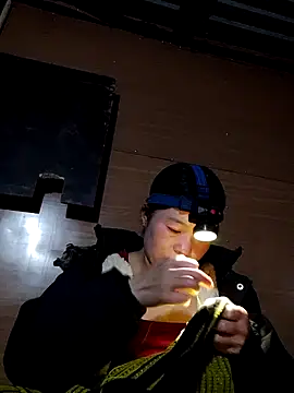 Snapshot of may-man chatting on November 2025 12:49:01 PM may-man online show from November 2025 12:49:01 PM