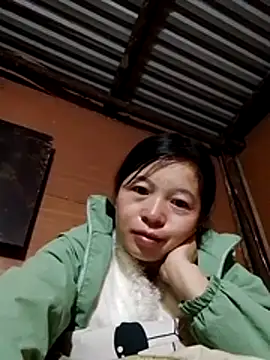 Snapshot of may-man chatting on November 2025 10:45:02 PM may-man online show from November 2025 10:45:02 PM