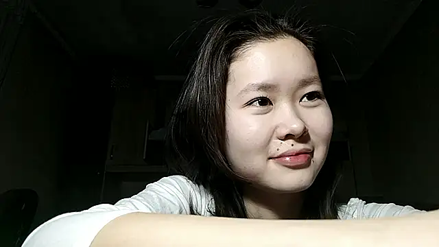 Snapshot of HuldaKye chatting on November 2025 12:16:02 PM HuldaKye online show from November 2025 12:16:02 PM