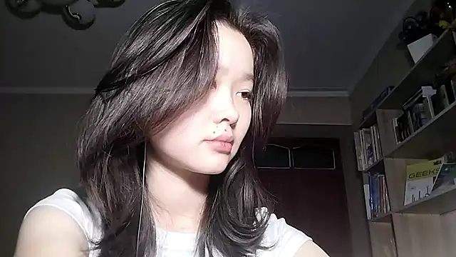 HuldaKye online show from December 2025 12:21:02 PM