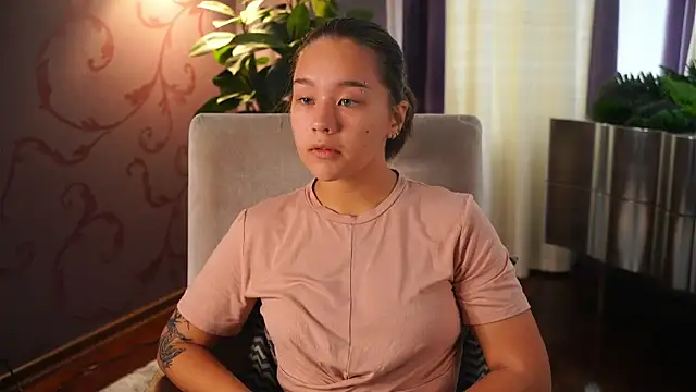 Snapshot of ArleenVizena chatting on November 2025 04:44:02 AM ArleenVizena online show from November 2025 04:44:02 AM