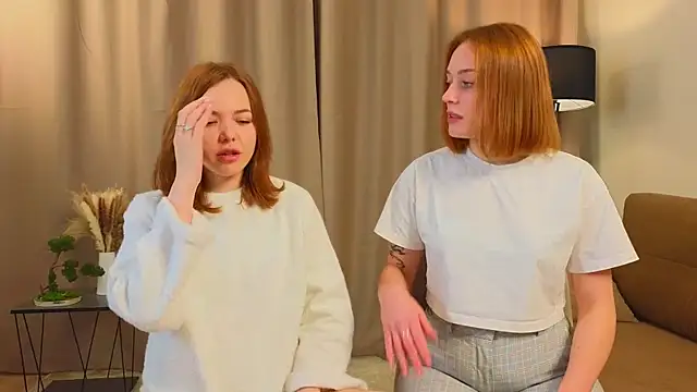 LucreciaAsters online show from November 2025 04:11:01 AM