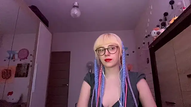 EffacedScan online show from November 2025 02:07:01 PM