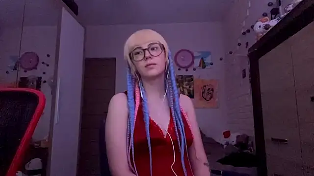 EffacedScan online show from November 2025 02:10:01 PM