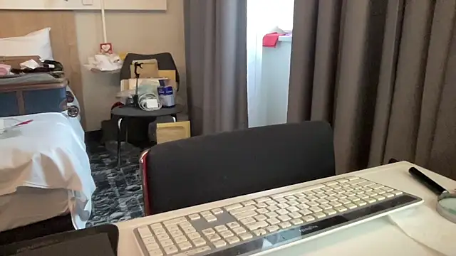 coach-karl online show from February 2026 12:45:02 PM