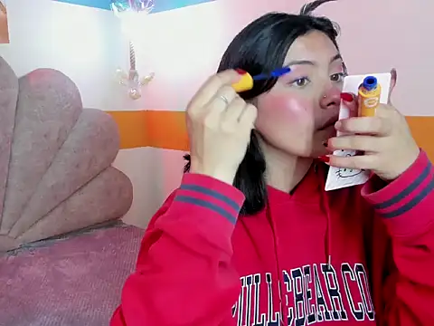 Brandy collinss online show from December 2025 12:03:02 PM